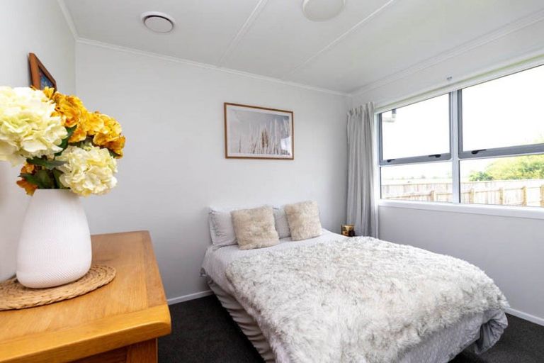 Photo of property in 71 Pipiroa Road, Ngatea, 3503