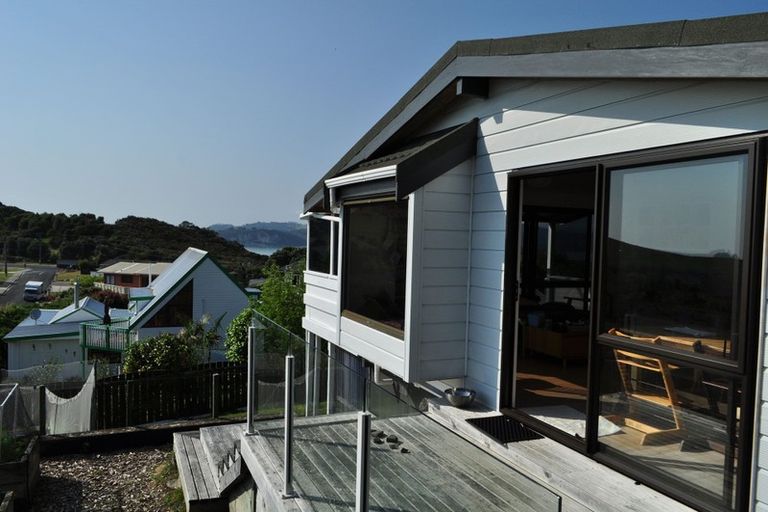 Photo of property in 17 Harbour Lights Terrace, Whitianga, 3592