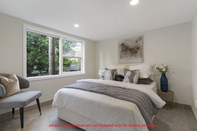 Photo of property in 122 Beach Road, Castor Bay, Auckland, 0620