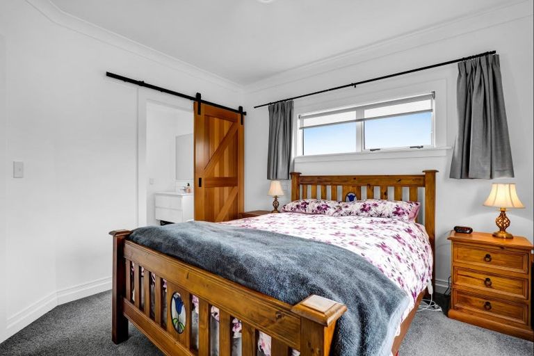 Photo of property in 297 Radnor Road, Midhirst, Stratford, 4394