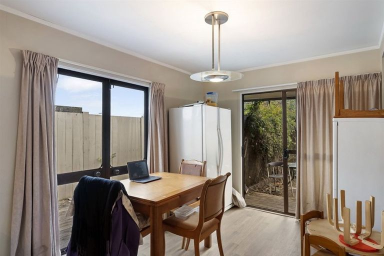 Photo of property in 67 Rosier Road, Glen Eden, Auckland, 0602