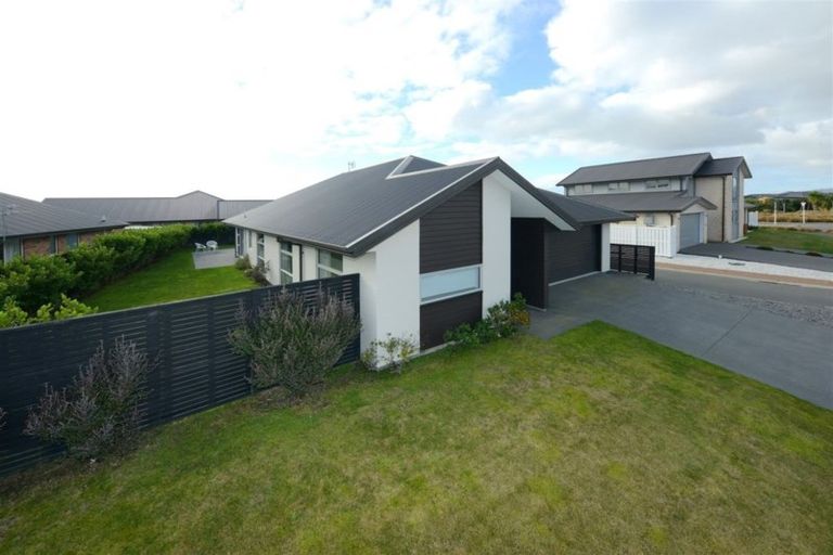 Photo of property in 71 Awatea Gardens, Wigram, Christchurch, 8042