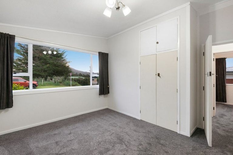 Photo of property in 6 Weir Street, Green Island, Dunedin, 9018