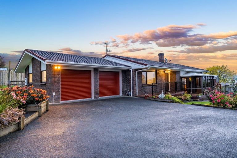 Photo of property in 59a View Road, Henderson, Auckland, 0612