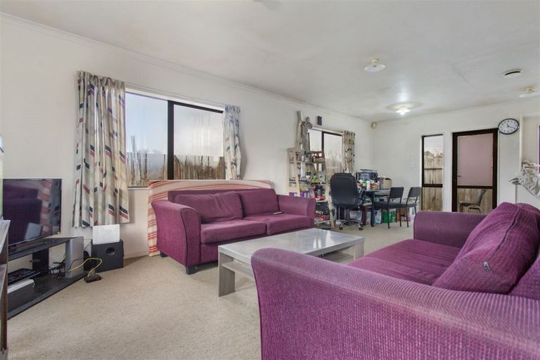 Photo of property in 11 Portrush Lane, Takanini, 2112