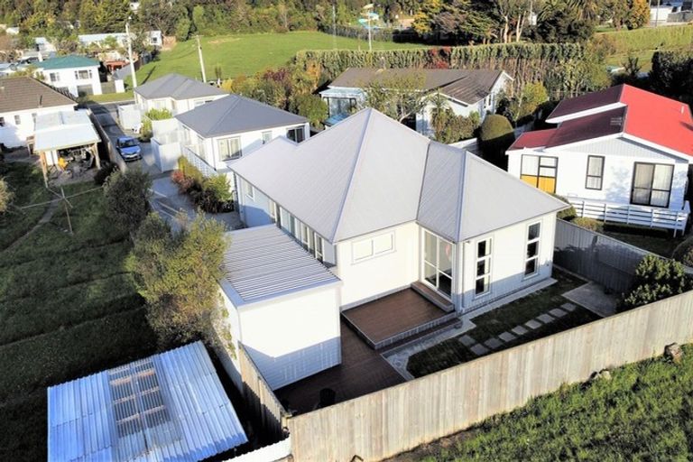 Photo of property in 3c Moohan Street, Wainuiomata, Lower Hutt, 5014