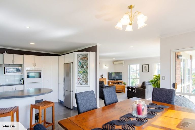 Photo of property in 35 Palm Beach Boulevard, Papamoa Beach, Papamoa, 3118