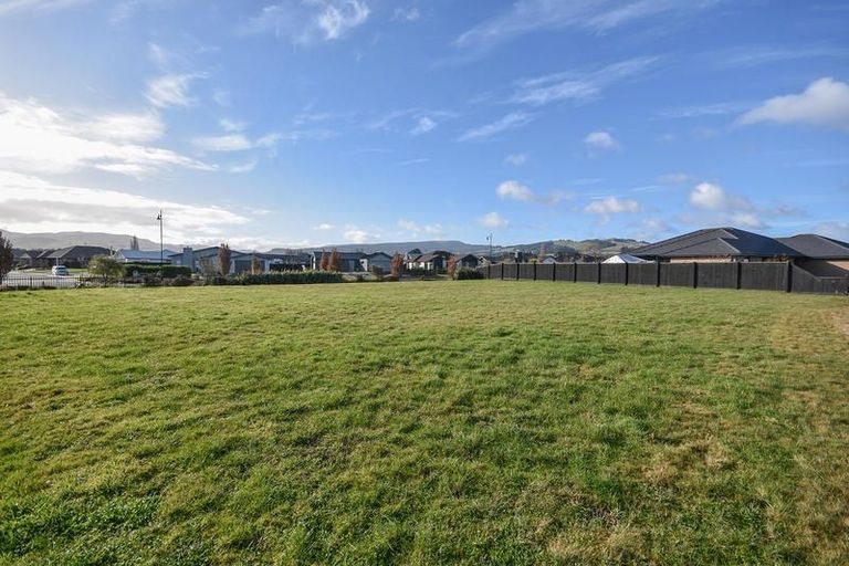 Photo of property in 12 Carnoustie Lane, Mosgiel, 9024