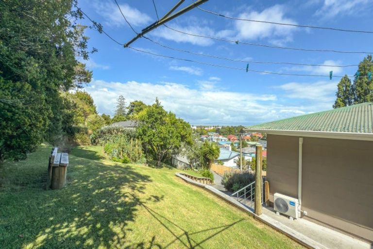 Photo of property in 110 Brunton Crescent, Thames, 3500