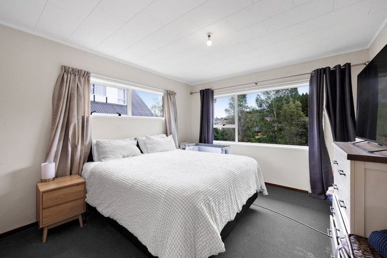 Photo of property in 81 Poplar Grove, Whalers Gate, New Plymouth, 4310
