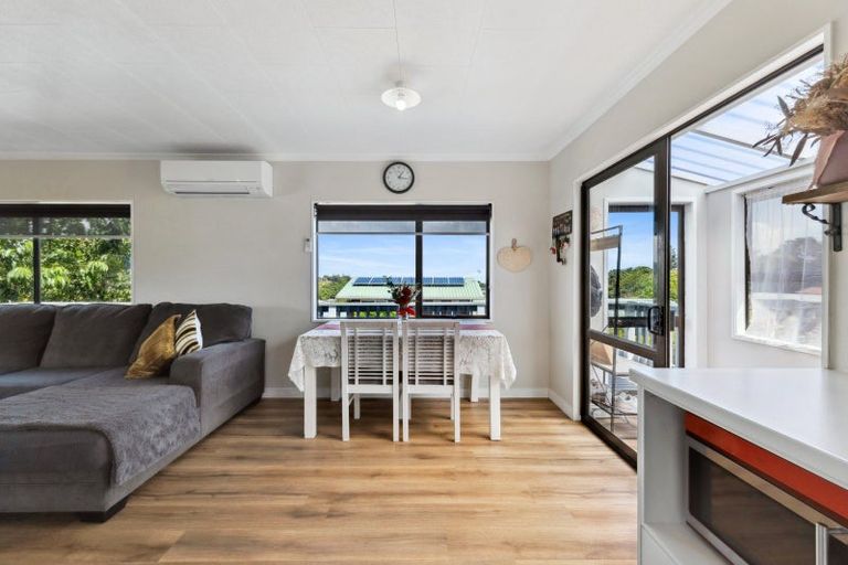 Photo of property in 20a Tahurangi Place, Spotswood, New Plymouth, 4310