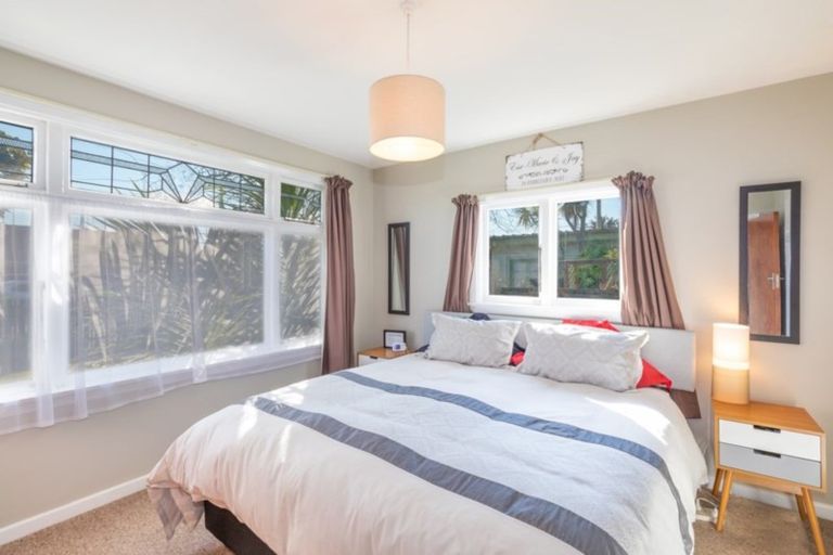 Photo of property in 3 Cradock Street, South New Brighton, Christchurch, 8062