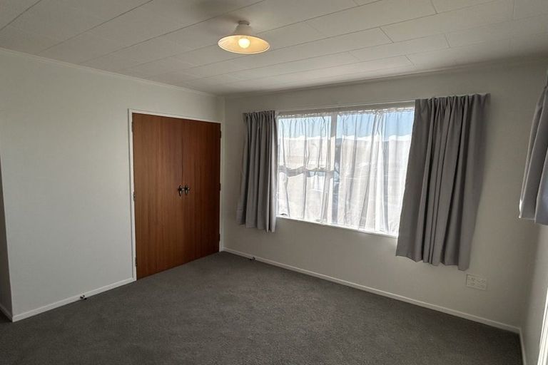 Photo of property in 15 The Anchorage, Whitby, Porirua, 5024