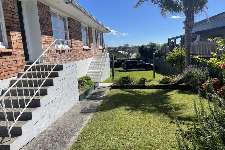 Photo of property in 3/12 Aramoana Avenue, Devonport, Auckland, 0624