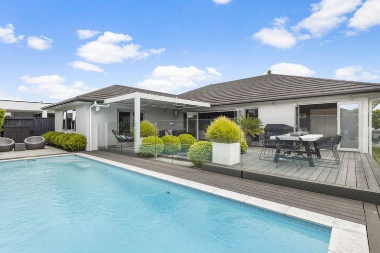 Photo of property in 10 Amokura Crescent, Flagstaff, Hamilton, 3210