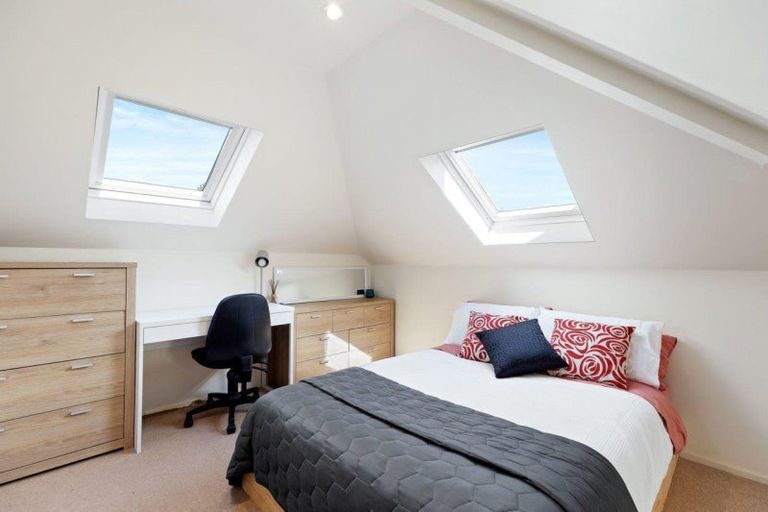 Photo of property in 84 Waitaha Road, Welcome Bay, Tauranga, 3112