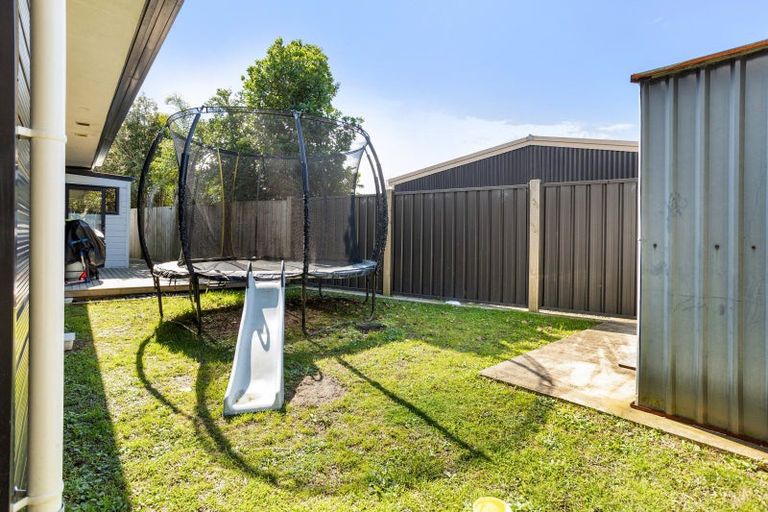 Photo of property in 15a Meadow Drive, Whitianga, 3510