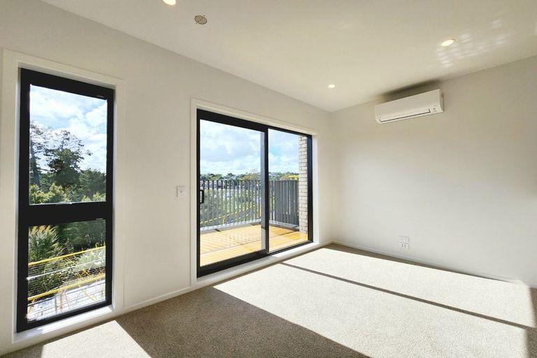 Photo of property in 7/28 Westgate Drive, Westgate, Auckland, 0614