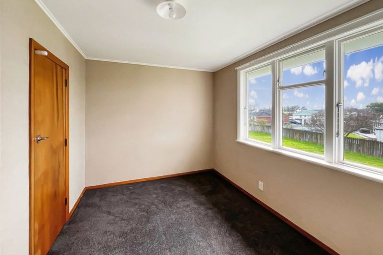 Photo of property in 6-8 Devon Crescent, Bulls, 4818