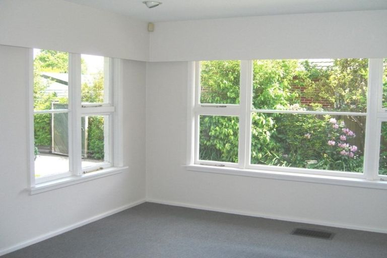 Photo of property in 64 Hounslow Street, Ilam, Christchurch, 8041