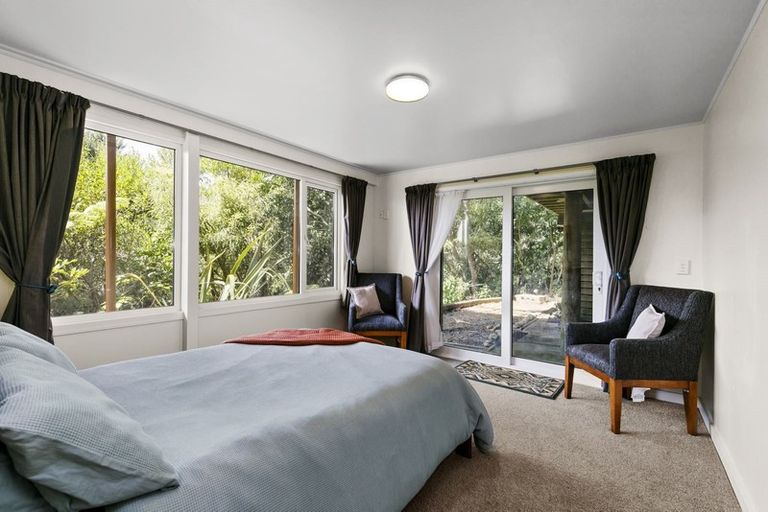 Photo of property in 59 Waitohu Road, York Bay, Lower Hutt, 5013