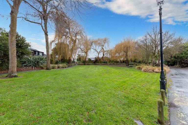 Photo of property in 3a Willow Dell, Westmorland, Christchurch, 8025