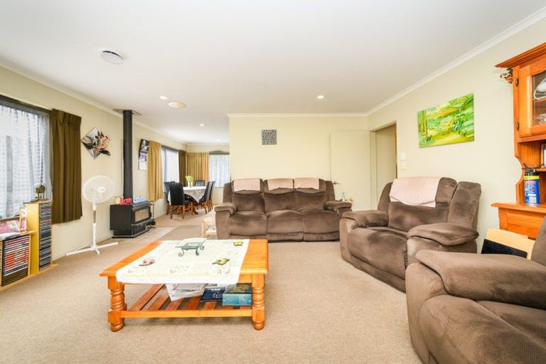 Photo of property in 2 Logan Grove, Feilding, 4702