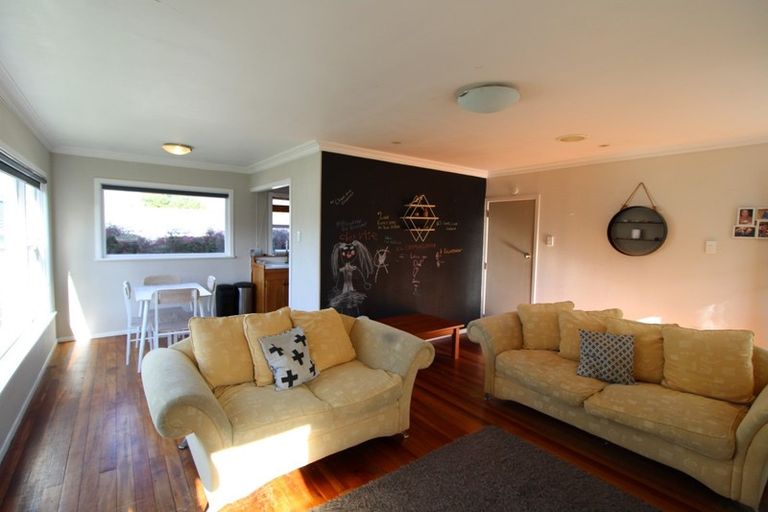 Photo of property in 130 Brooklands Road, Brooklands, New Plymouth, 4310