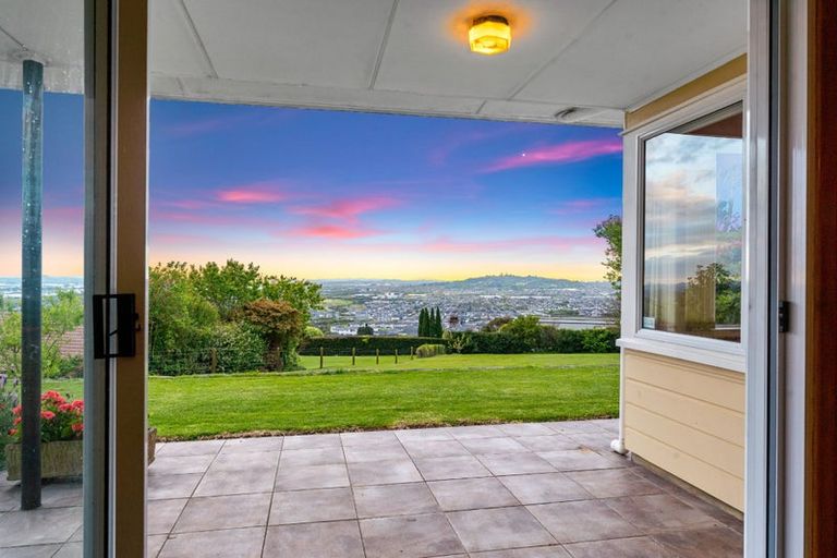 Photo of property in 190 Redoubt Road, Flat Bush, Auckland, 2019