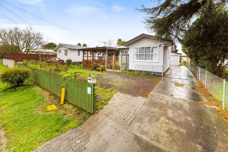 Photo of property in 5 Mcdivitt Street, Manurewa, Auckland, 2102