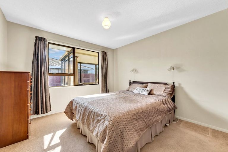 Photo of property in 1/77 Frankleigh Street, Somerfield, Christchurch, 8024