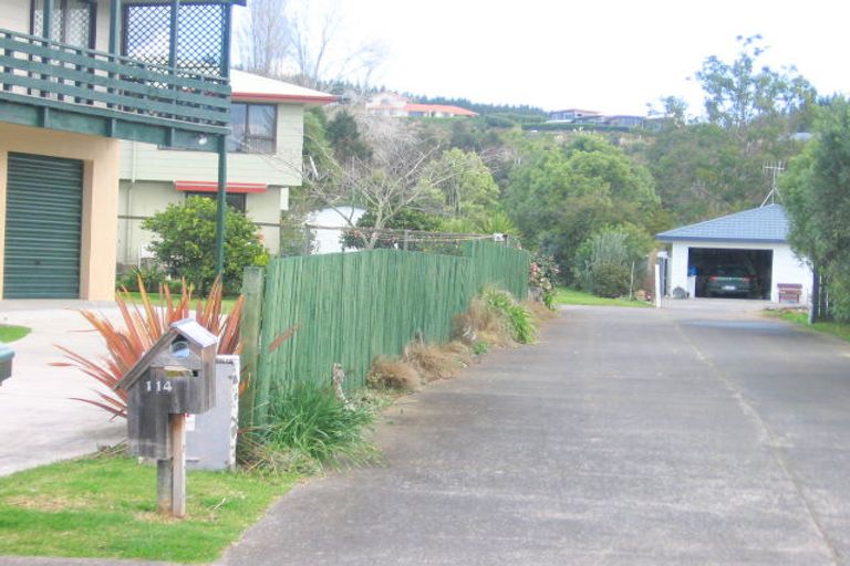 Photo of property in 114 Patiki Place, Whangamata, 3620