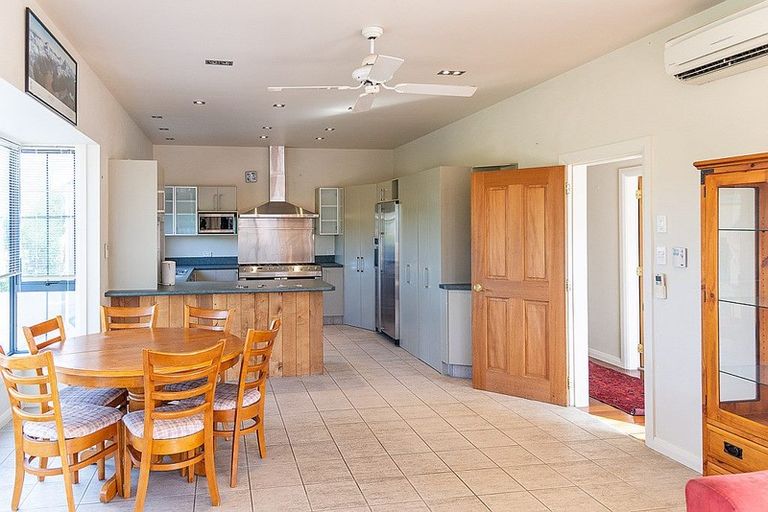 Photo of property in 1144 Brighton Road, Brighton, Dunedin, 9035