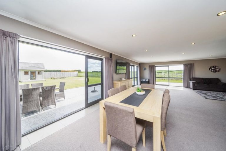 Photo of property in 15 Larlin Drive, Hawera, 4675