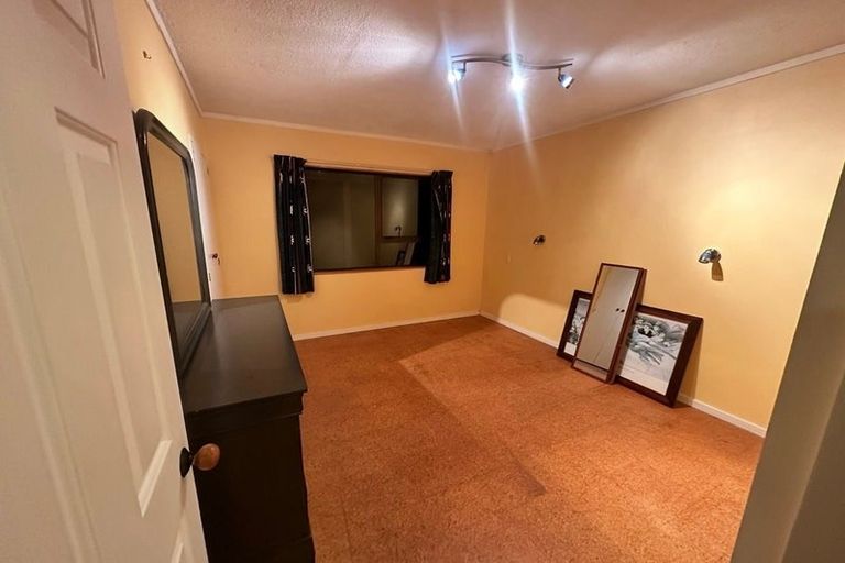 Photo of property in 14 Te Rauparaha Street, Otaki, 5512