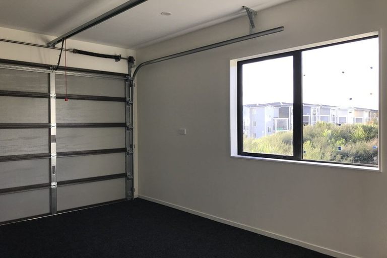 Photo of property in 70 Joseph Street, Flat Bush, Auckland, 2019