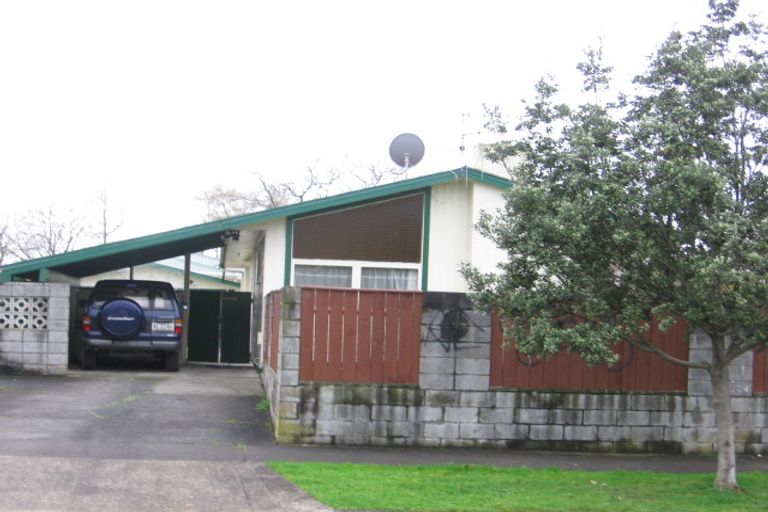Photo of property in 6 Cavendish Crescent, Awapuni, Palmerston North, 4412