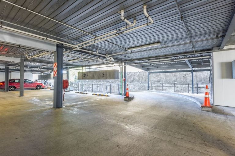 Photo of property in Latitude 41, 2/269 Wakefield Quay, Stepneyville, Nelson, 7010