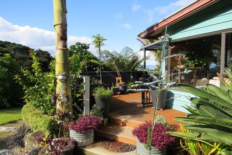 Photo of property in 15 Puriri Place, Tuateawa, Coromandel, 3583