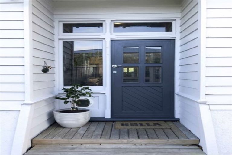 Photo of property in 1 Collingwood Street, Strathern, Invercargill, 9812