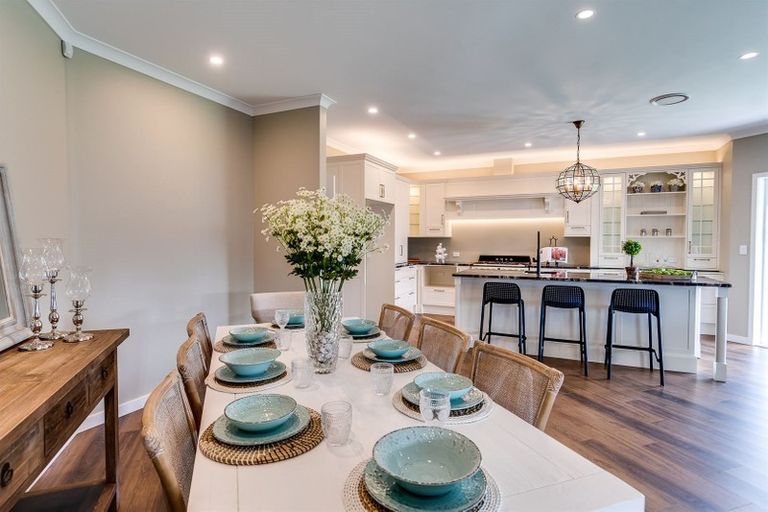 Photo of property in 14 Gee Place, Taradale, Napier, 4112