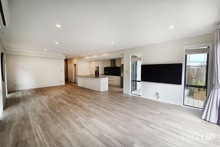 Photo of property in 16 Chaffinch Road, Hobsonville, Auckland, 0616