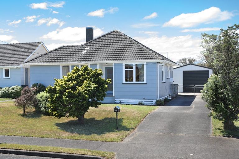 Photo of property in 16 Kittyhawk Row, Bulls, 4818