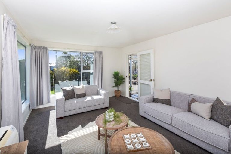 Photo of property in 1/24 Thompsons Road, Belfast, Christchurch, 8051