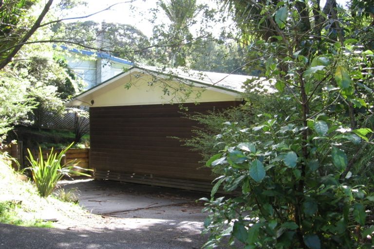 Photo of property in 271 Huia Road, Titirangi, Auckland, 0604