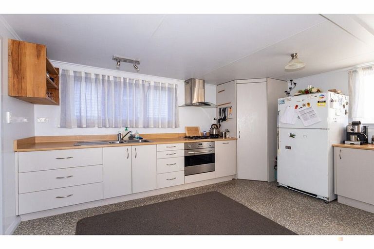 Photo of property in 152 High Street, Waimate, 7924