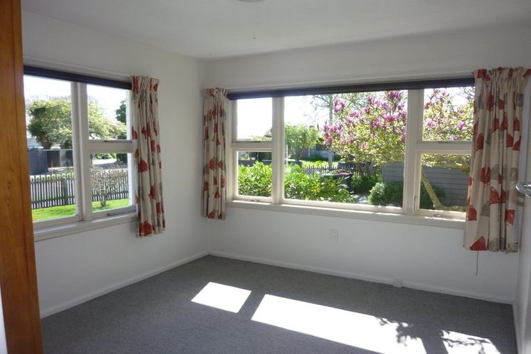 Photo of property in 2 Blanray Place, Bishopdale, Christchurch, 8053