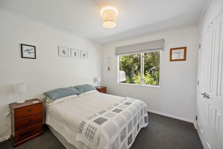 Photo of property in 15 Pukekura Place, Taradale, Napier, 4112