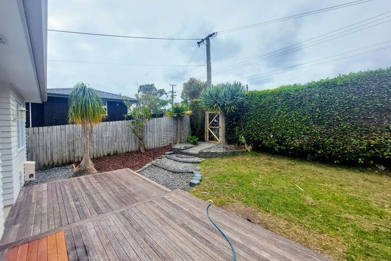 Photo of property in 1/13 Sydney Street, Hauraki, Auckland, 0622