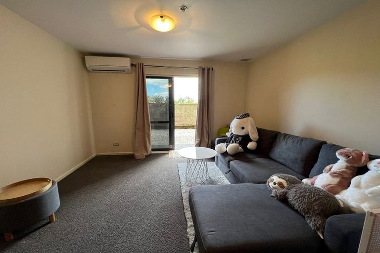 Photo of property in 1i/17 Crown Lynn Place, New Lynn, Auckland, 0600